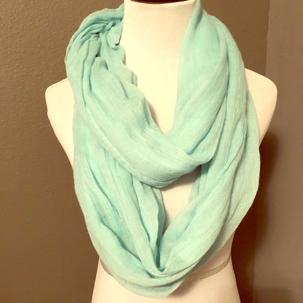 Infinity scarf